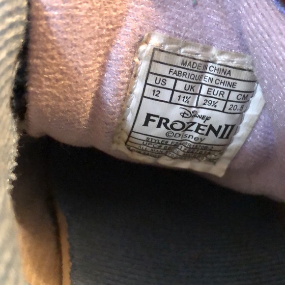 Elsa Frozen light up shoes - Picture 7 of 7